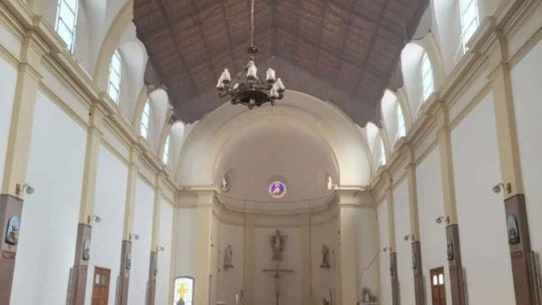 un-derrumbe-destruyo-una-iglesia-en-vedia-a-poco-de-terminar-la-misa-de-los-domingos