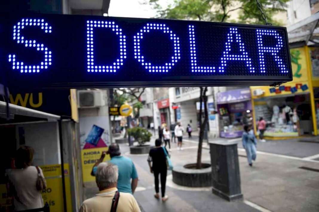 dolar-blue-hoy-en-cordoba:-a-cuanto-cotiza-este-jueves-16-de-mayo-de-2024