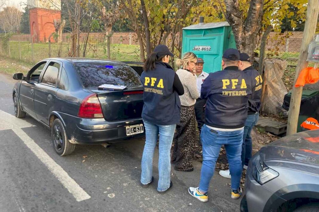 tenia-pedido-de-captura-internacional:-fue-detenida-una-mujer-que-vivia-en-un-reconocido-country-de-tigre