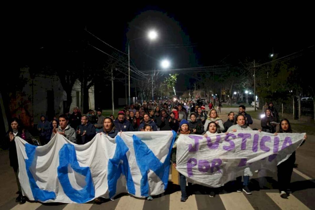 la-desaparicion-de-loan.-en-nueve-de-julio-crece-la-desconfianza-y-la-gente-pide-que-los-detenidos-hablen