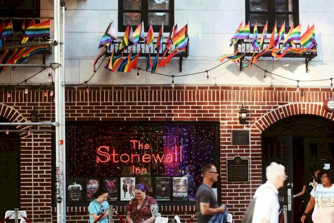 la-rebelion-de-stonewall:-que-hay-hoy-en-el-lugar-del-bar-gay-de-nueva-york-que-dio-inicio-a-la-lucha-por-los-derechos-del-colectivo-lgbt