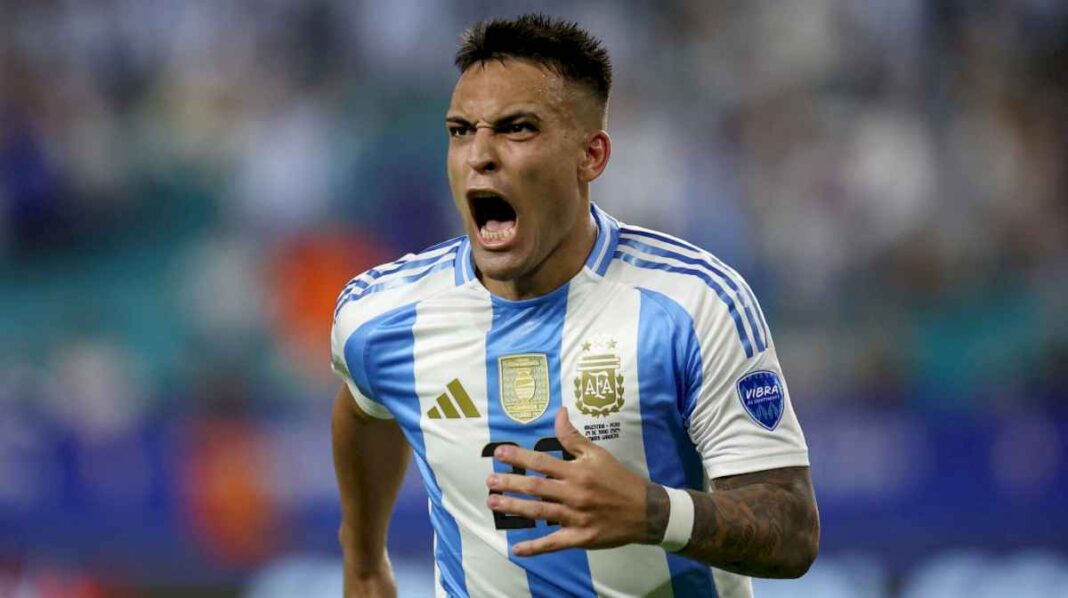 con-gol-de-lautaro-martinez,-la-seleccion-argentina-le-gana-1-0-a-peru-y-queda-como-lider-del-grupo-a