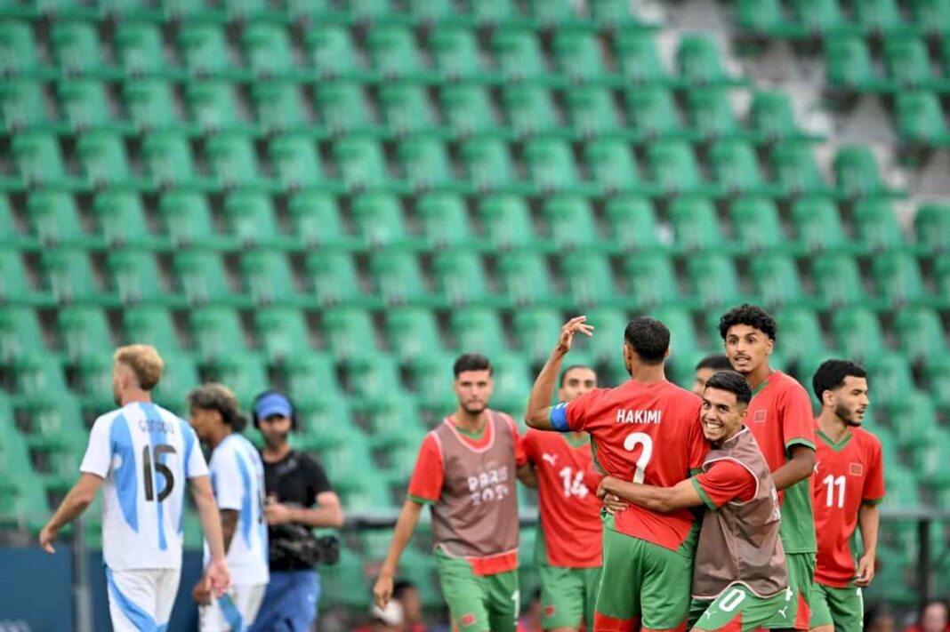 la-derrota-por-2-a-1-de-argentina-ante-marruecos-en-los-juegos-olimpicos-2024-deja-a-la-seleccion-de-futbol-sub-23-sin-margen-de-error