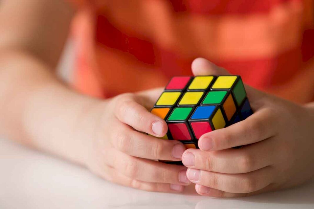 furor-rubik:-invasion-de-speedcubers-en-buenos-aires-para-el-torneo-de-cubos-mas-grande-de-la-historia