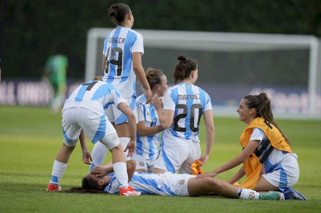 historico:-con-un-golazo-de-kishi-nunez,-la-seleccion-argentina-avanzo-por-primera-vez-a-los-octavos-de-final-del-mundial-sub-20-femenino