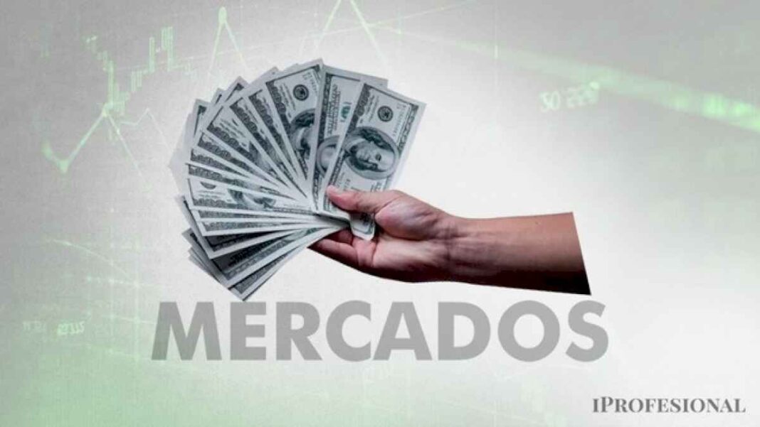 con-riesgo-pais-a-la-baja,-los-bonos-soberanos-en-dolares-se-posiciona-como-la-gran-inversion