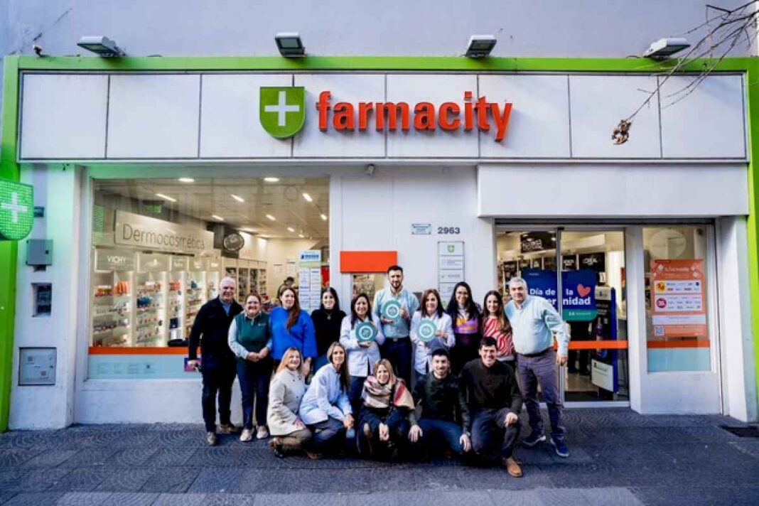 farmacity-esta-mas-cerca-de-entrar-a-la-provincia-de-buenos-aires-y-ya-hay-polemica