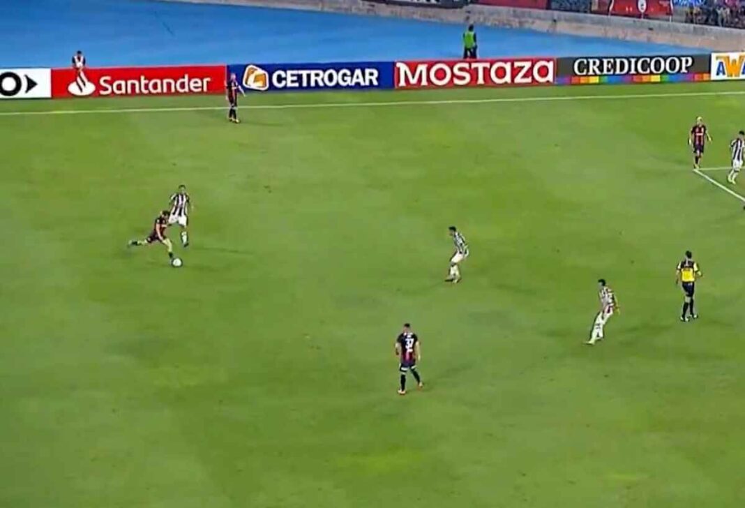 san-lorenzo:-el-golazo-de-ezequiel-cerutti-desde-35-metros-para-el-triunfo-ante-central-cordoba